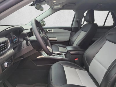 2023 Ford Explorer XLT RWD