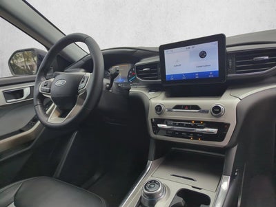 2023 Ford Explorer XLT RWD