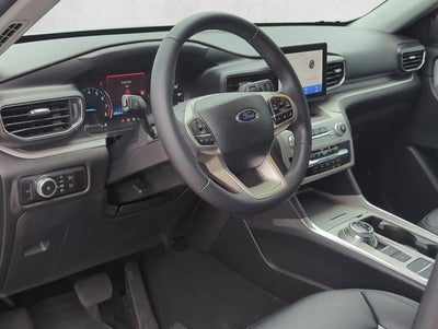 2023 Ford Explorer XLT RWD