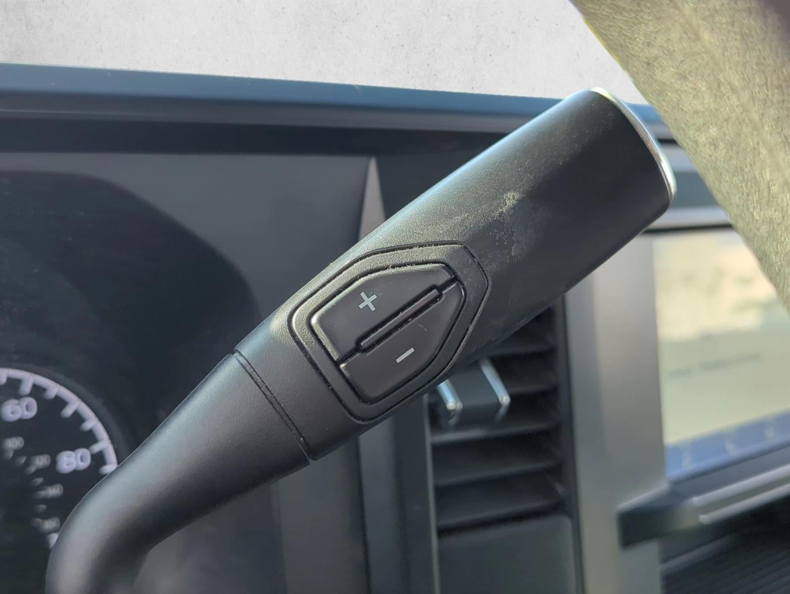 2025 Ford Super Duty F-250 SRW XLT 4WD Crew Cab 6.75' Box