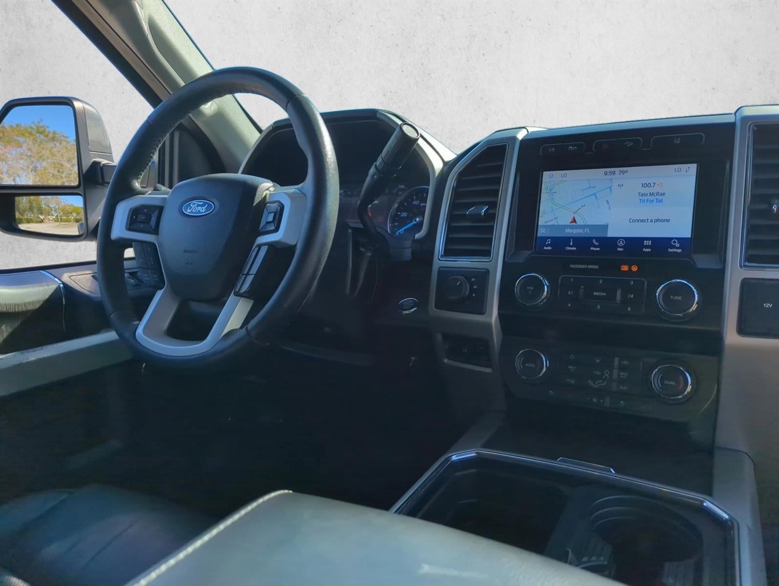 2020 Ford Super Duty F-450 DRW LARIAT 4WD Crew Cab 8' Box