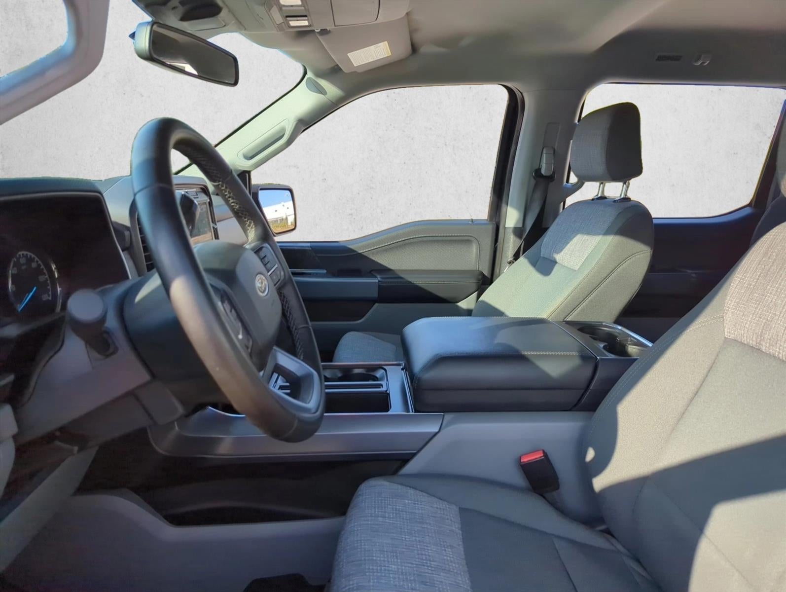 2023 Ford F-150 XLT 2WD SuperCrew 5.5' Box