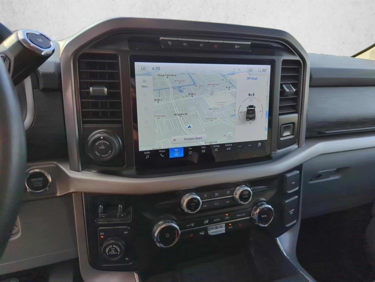 2024 Ford F-150 XLT 4WD SuperCrew 5.5' Box