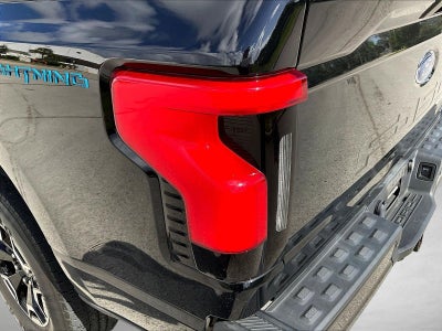 2023 Ford F-150 Lightning XLT 4WD SuperCrew 5.5' Box