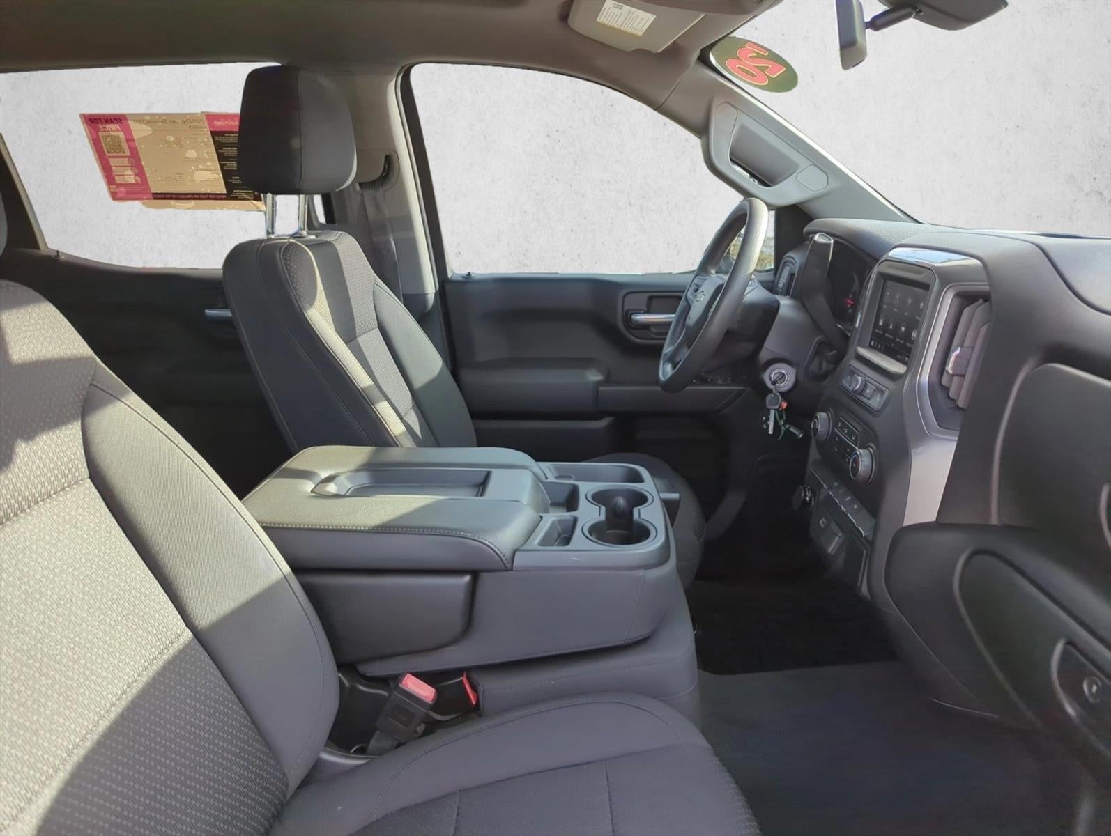 2020 Chevrolet Silverado 1500 Crew Cab Short Box 2-Wheel Drive Custom