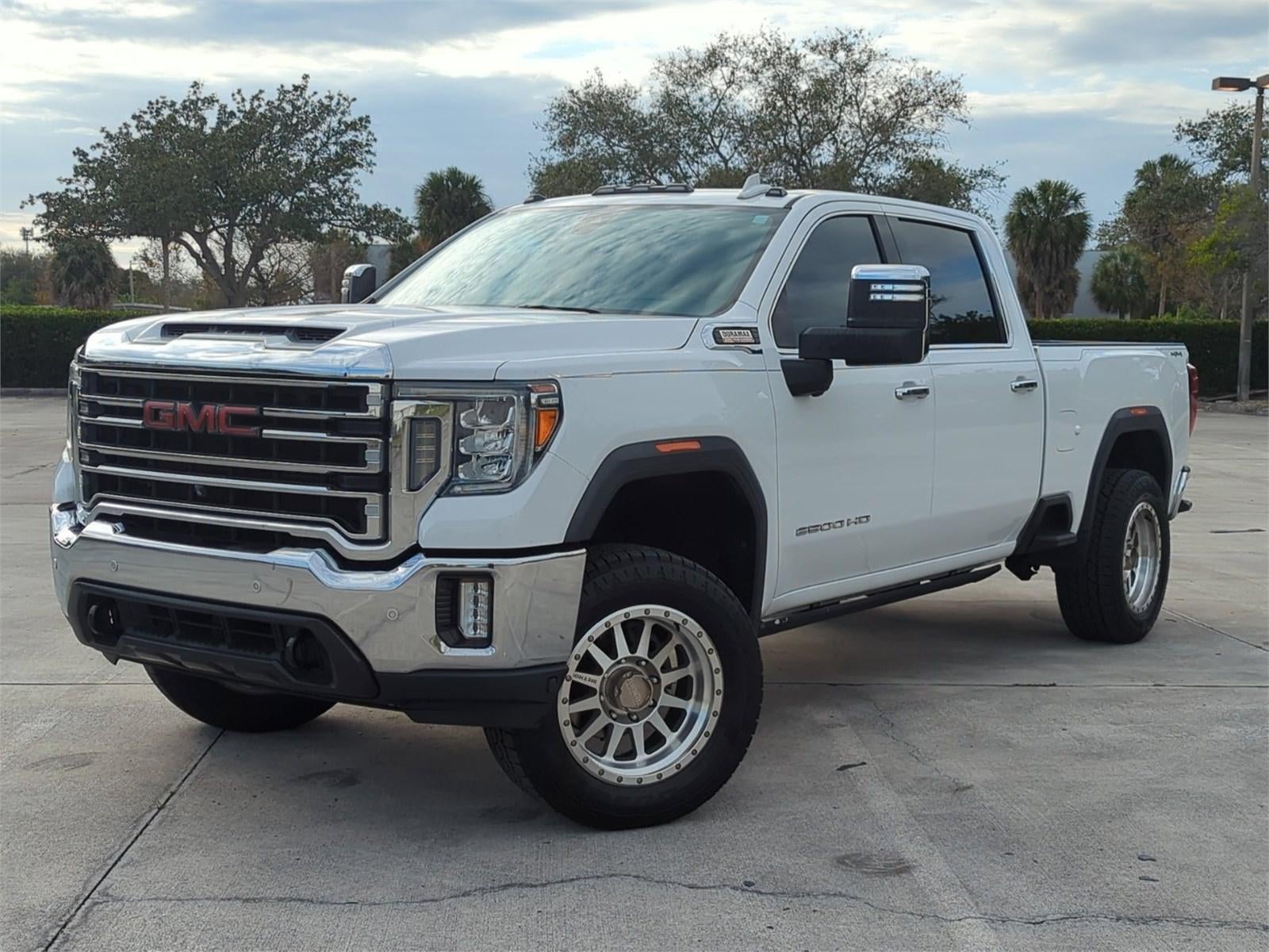 2020 GMC Sierra 2500 HD Crew Cab Standard Box 4-Wheel Drive SLT