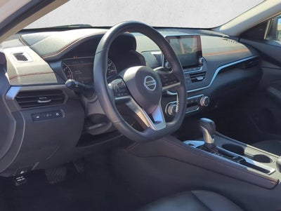 2020 Nissan Altima 2.5 SR Sedan