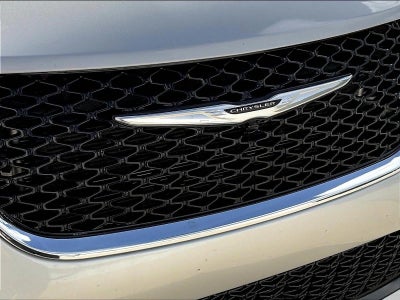 2024 Chrysler Pacifica Touring L FWD