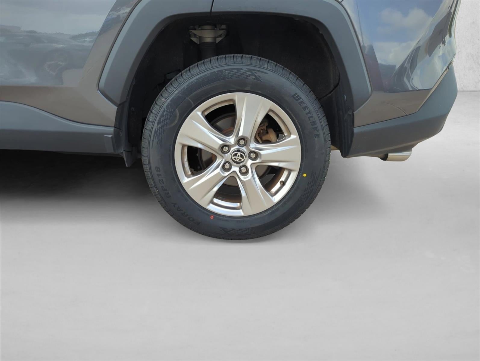 2023 Toyota RAV4 XLE FWD (GS)