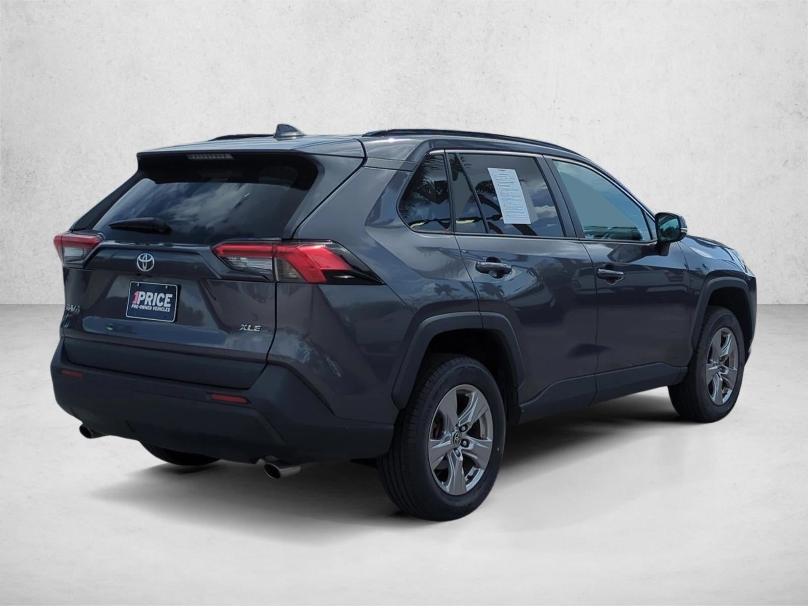 2023 Toyota RAV4 XLE FWD (GS)