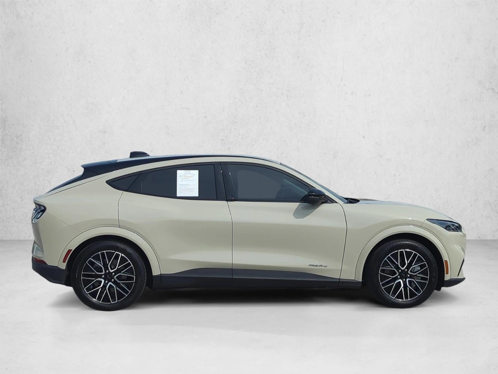 2025 Ford Mustang Mach-E Premium RWD