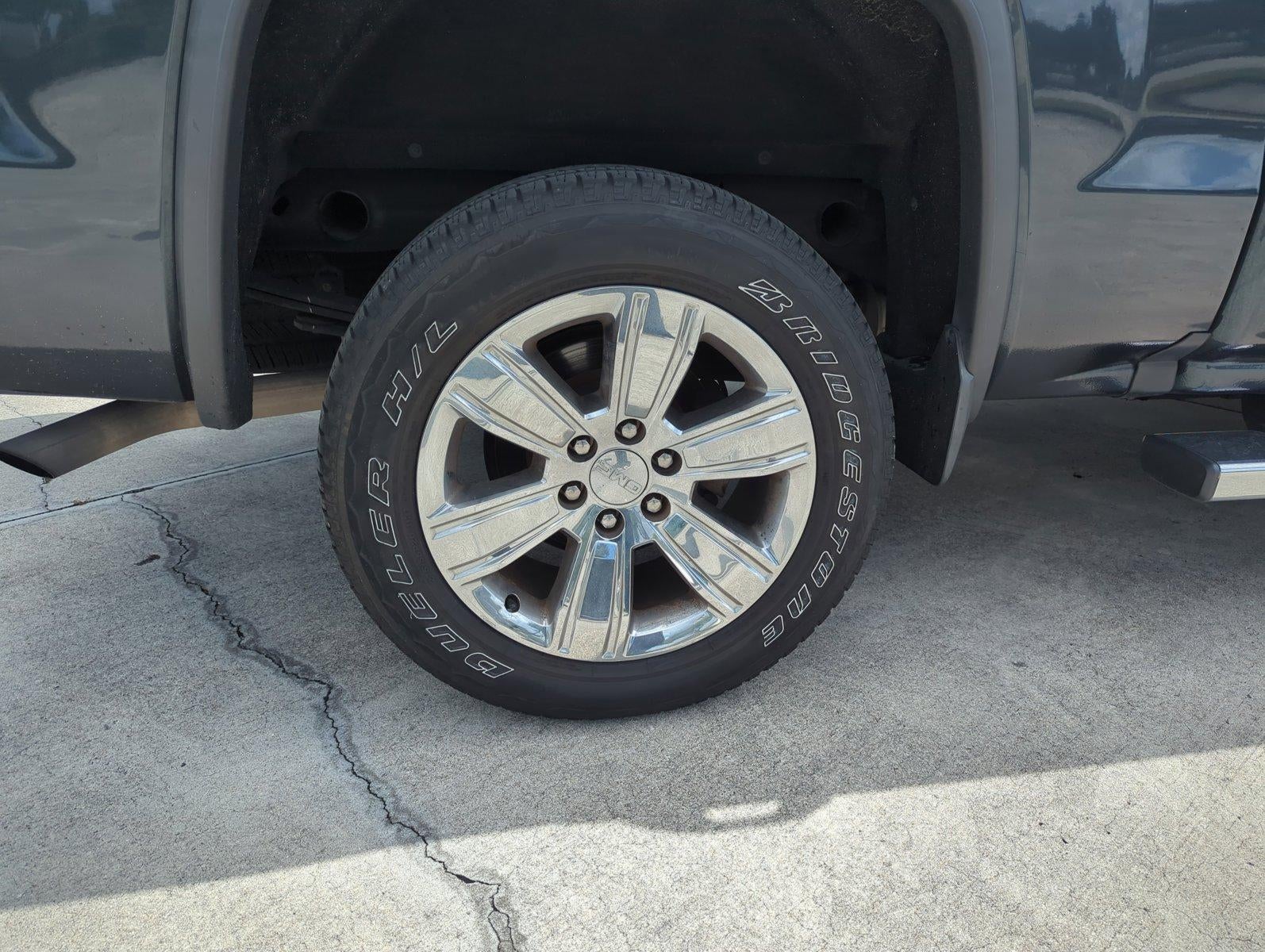 2017 GMC Sierra 1500 Crew Cab Short Box 2-Wheel Drive SLT