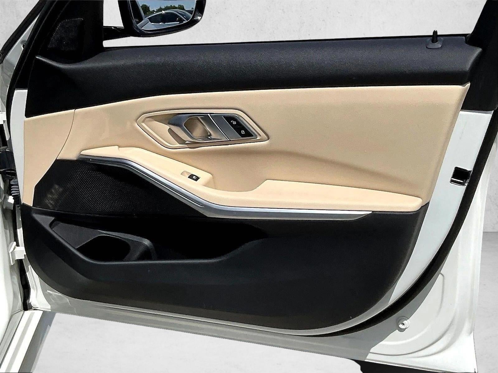 2023 BMW 330i Sedan