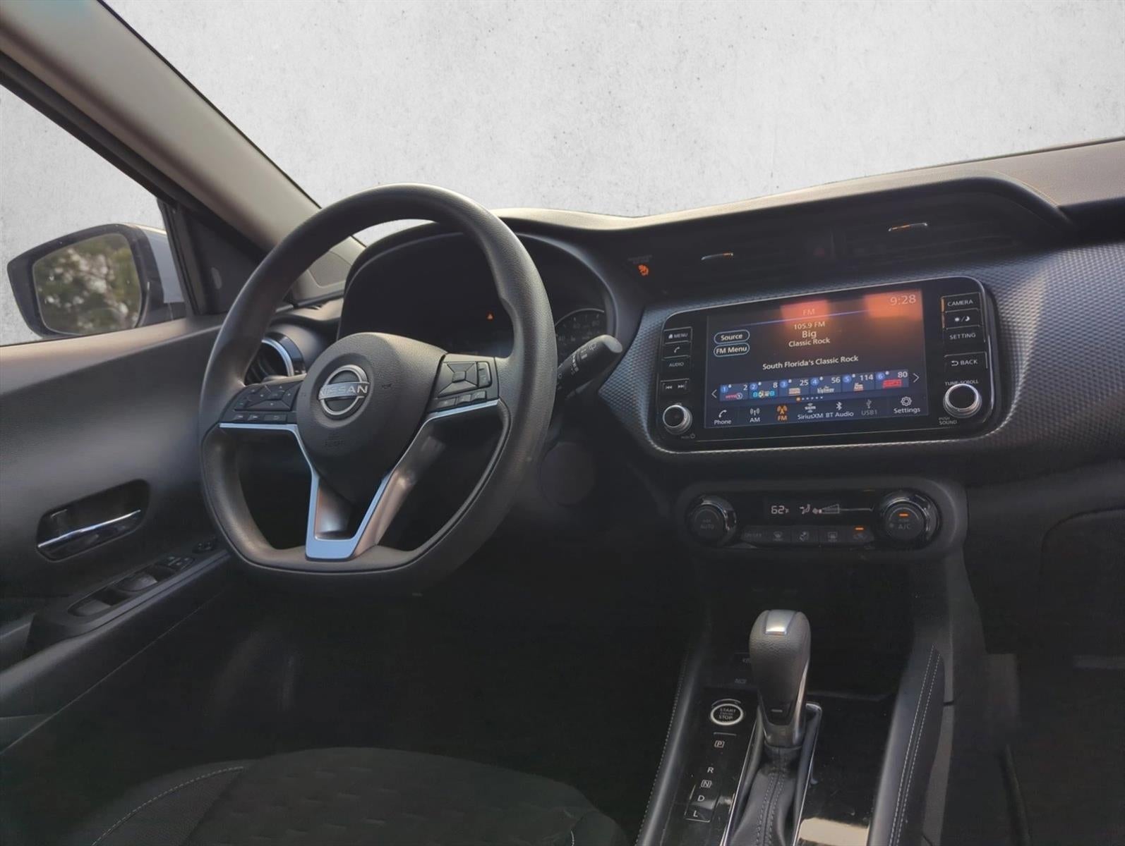 2022 Nissan Kicks SV FWD