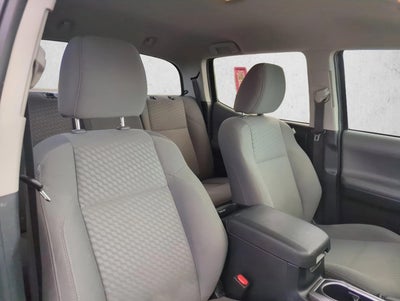 2022 Toyota Tacoma 2WD 2WD SR5 Double Cab 5' Bed V6 AT (GS)