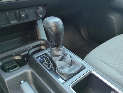 2022 Toyota Tacoma 2WD 2WD SR Double Cab 5' Bed I4 AT (GS)