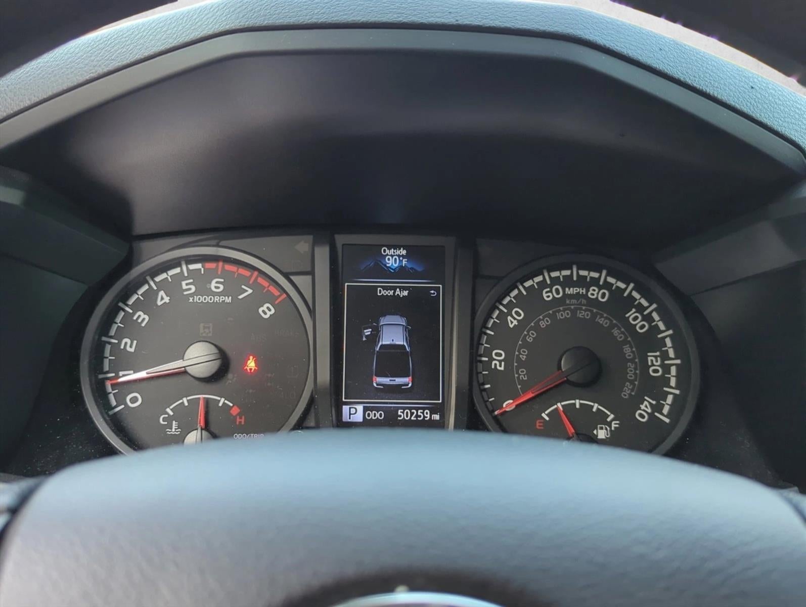 2022 Toyota Tacoma 2WD 2WD SR Double Cab 5' Bed I4 AT (GS)