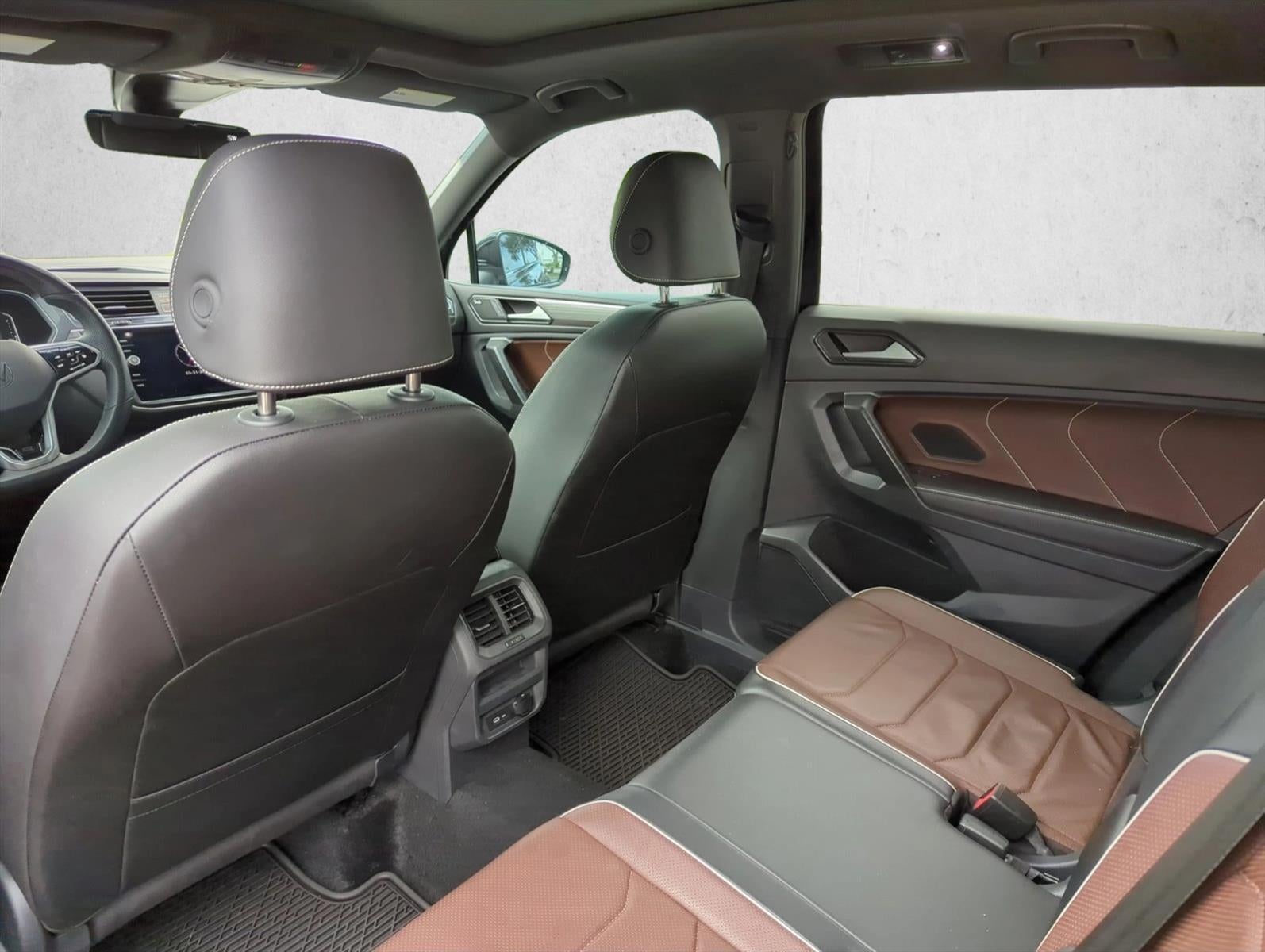 2024 Volkswagen Tiguan 2.0T SEL R-Line 4MOTION