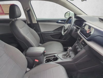 2022 Volkswagen Taos SE FWD