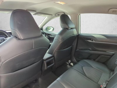 2019 Toyota Camry SE Auto (SE)
