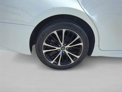2019 Toyota Camry SE Auto (SE)