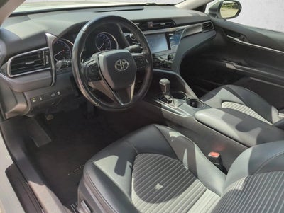 2019 Toyota Camry SE Auto (SE)