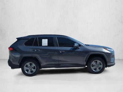 2022 Toyota RAV4 Hybrid XLE AWD (Natl)