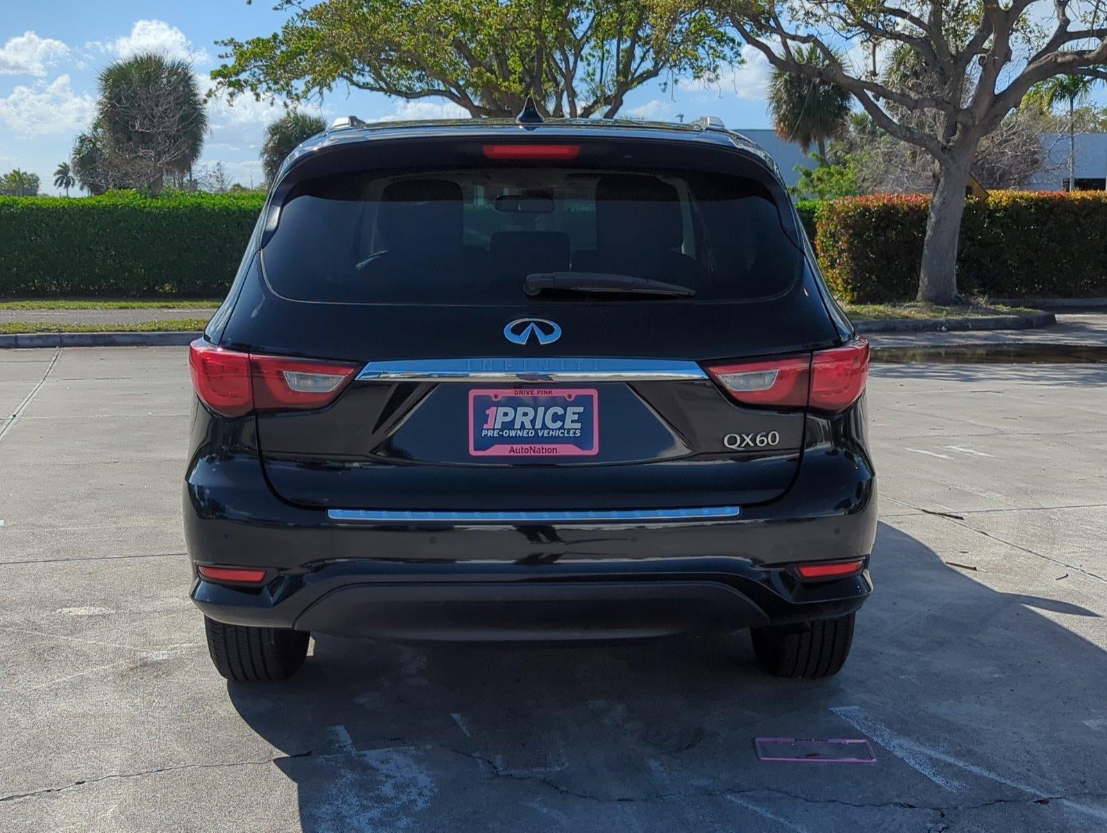 2017 INFINITI QX60 FWD