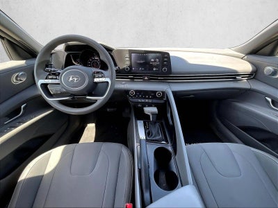 2023 Hyundai ELANTRA SEL IVT