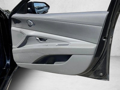 2023 Hyundai ELANTRA SEL IVT