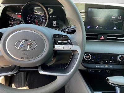2023 Hyundai ELANTRA SEL IVT