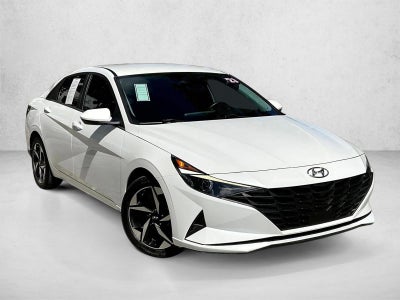 2023 Hyundai ELANTRA SEL IVT