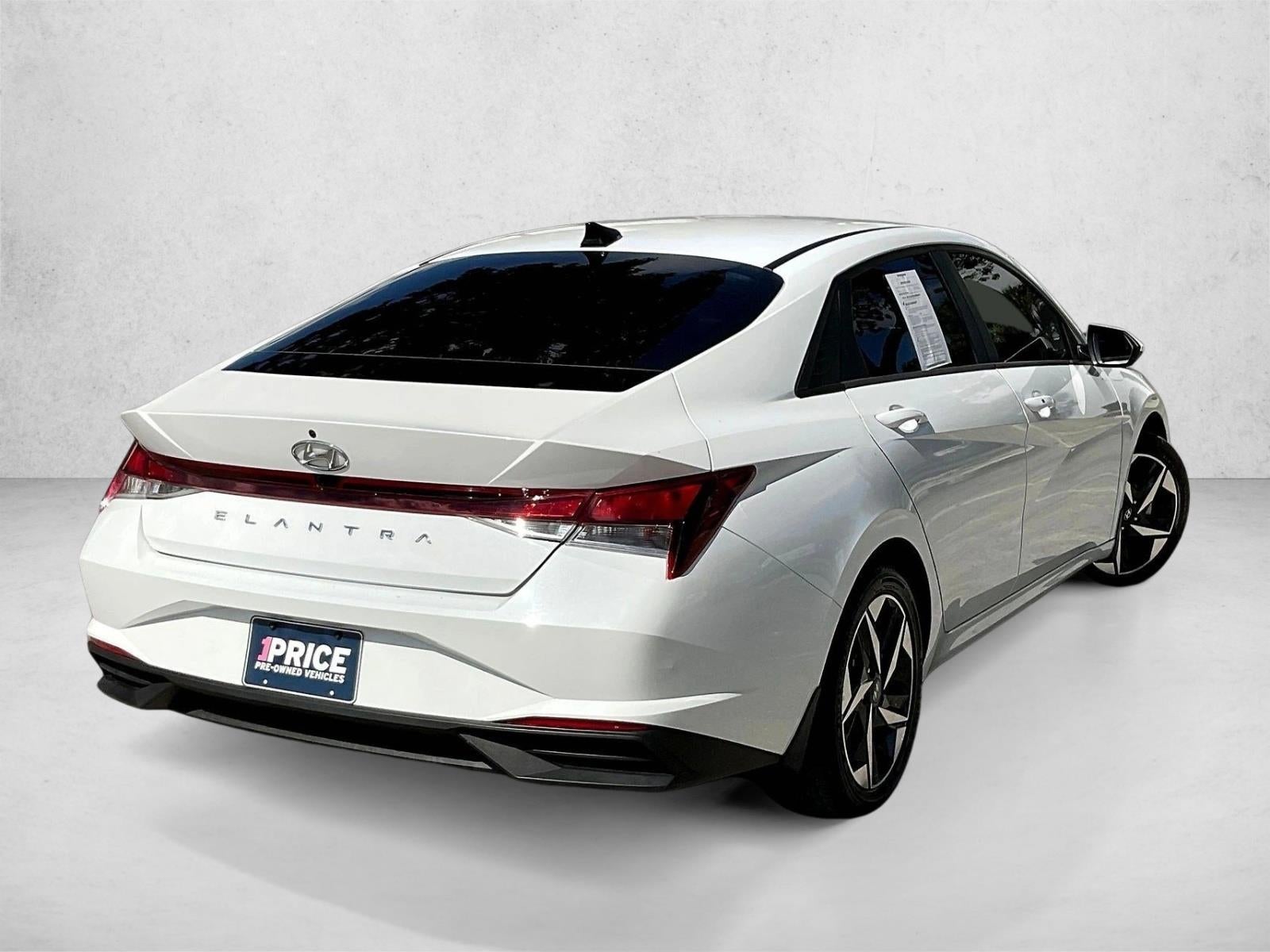 2023 Hyundai ELANTRA SEL IVT