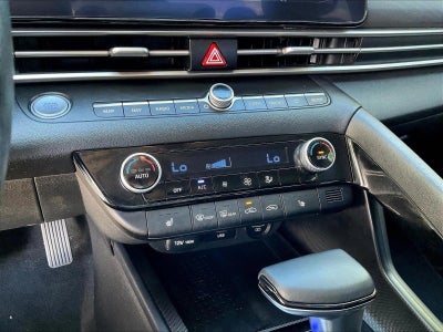 2023 Hyundai ELANTRA SEL IVT