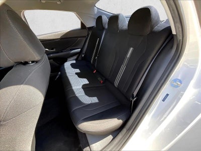 2023 Hyundai ELANTRA SEL IVT