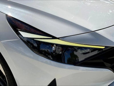 2023 Hyundai ELANTRA SEL IVT