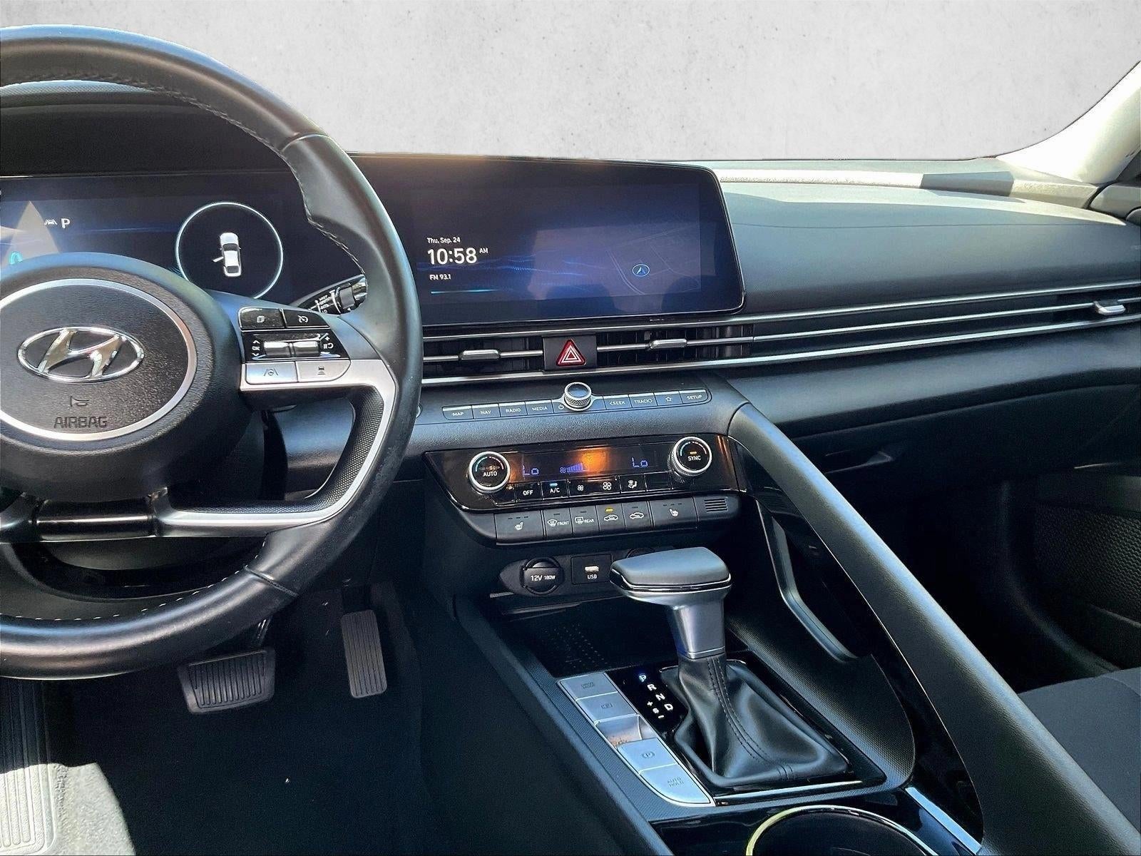 2023 Hyundai ELANTRA SEL IVT