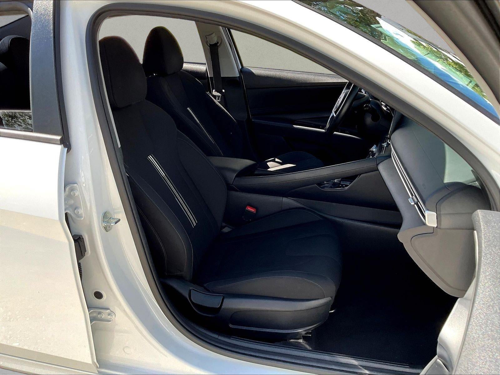 2023 Hyundai ELANTRA SEL IVT