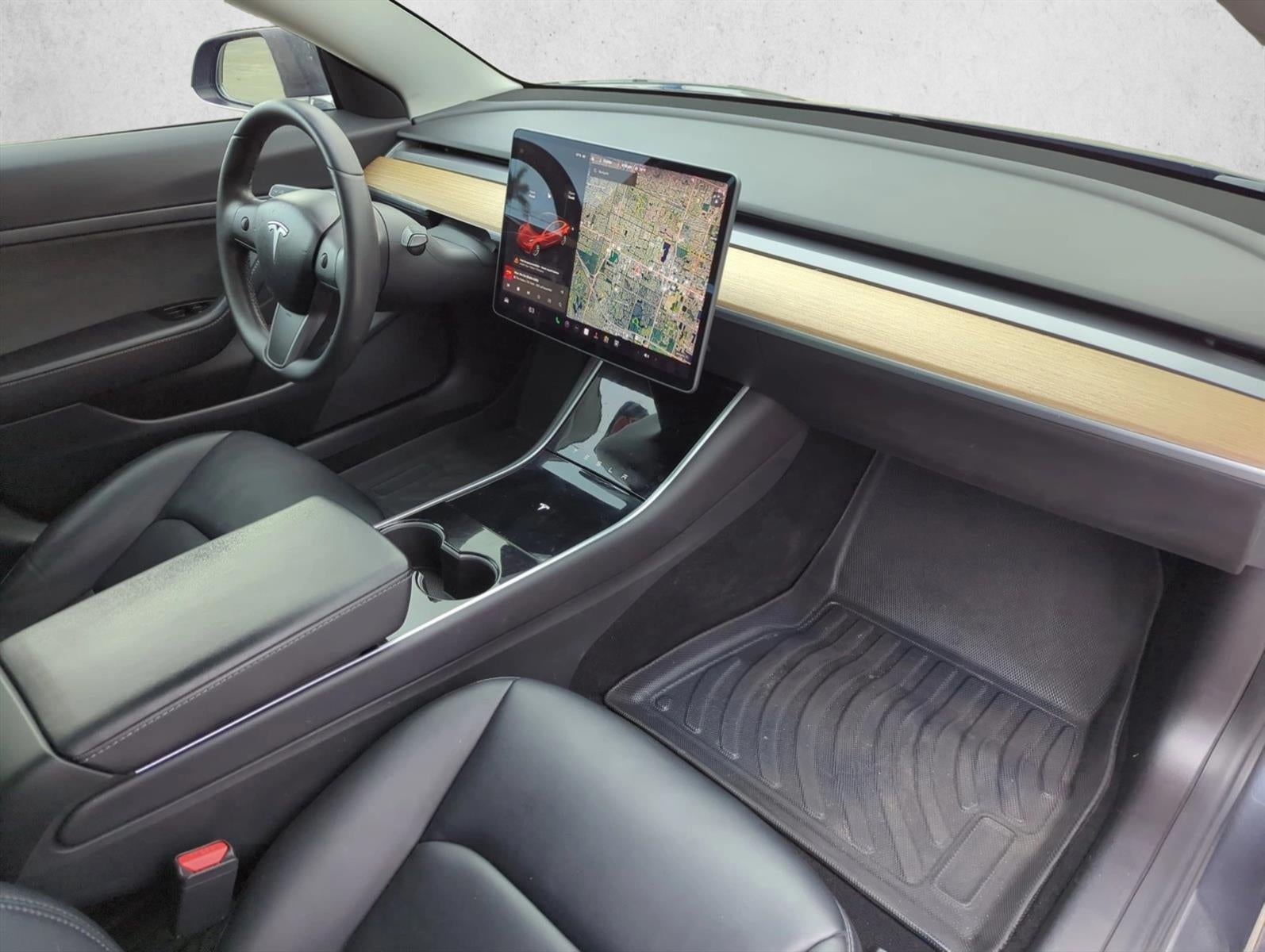 2020 Tesla Model 3 Standard Range RWD