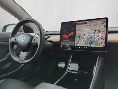 2020 Tesla Model 3 Standard Range RWD
