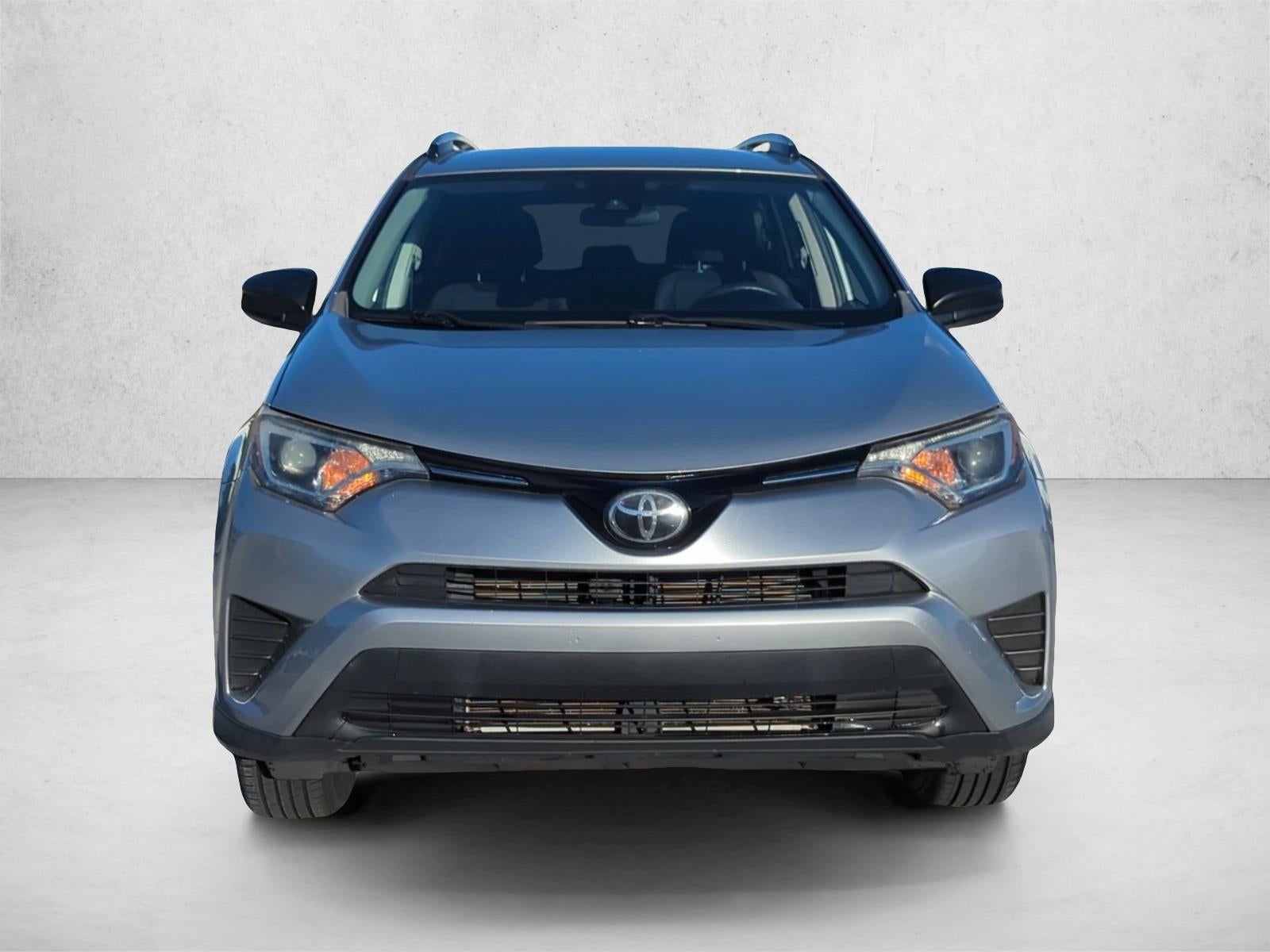 2018 Toyota RAV4 LE FWD (GS)