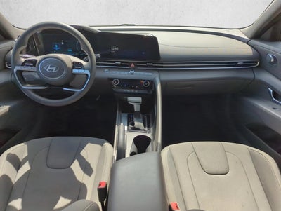 2024 Hyundai ELANTRA SEL IVT