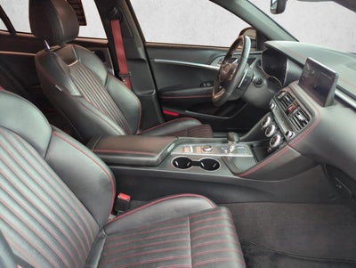2023 Genesis G70 2.0T RWD