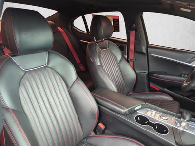 2023 Genesis G70 2.0T RWD