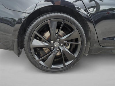 2023 Genesis G70 2.0T RWD