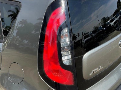 2015 Kia Soul 5dr Wgn Auto +