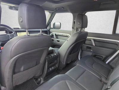 2024 Land Rover Defender 110 P400 X-Dynamic SE