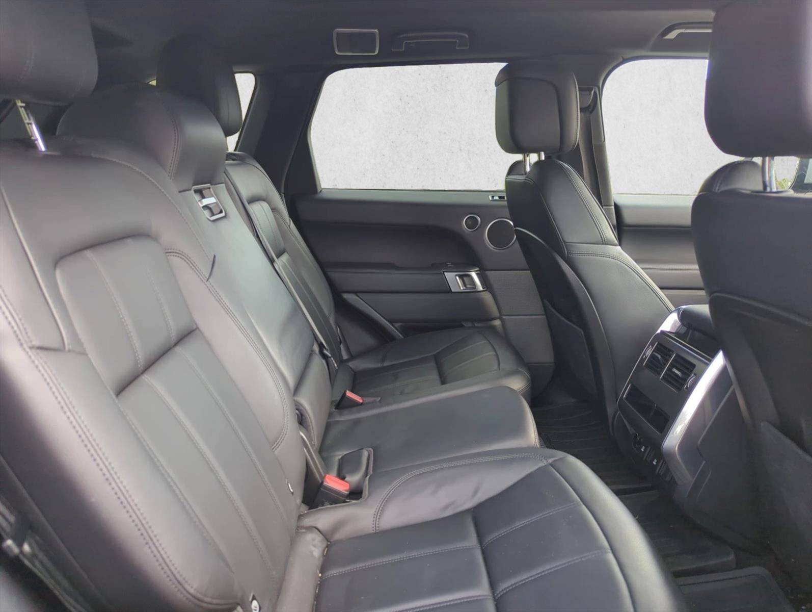 2019 Land Rover Range Rover Sport Turbo i6 MHEV SE