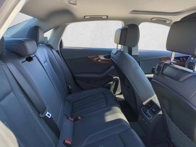 2022 Audi A4 Sedan Premium Plus 40 TFSI quattro