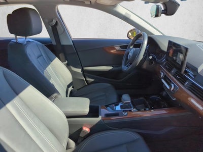 2022 Audi A4 Sedan Premium Plus 40 TFSI quattro